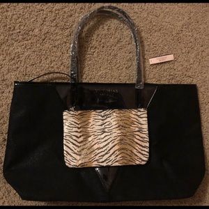 Victoria’s Secret Tote w/attached Zipper Bag NWT